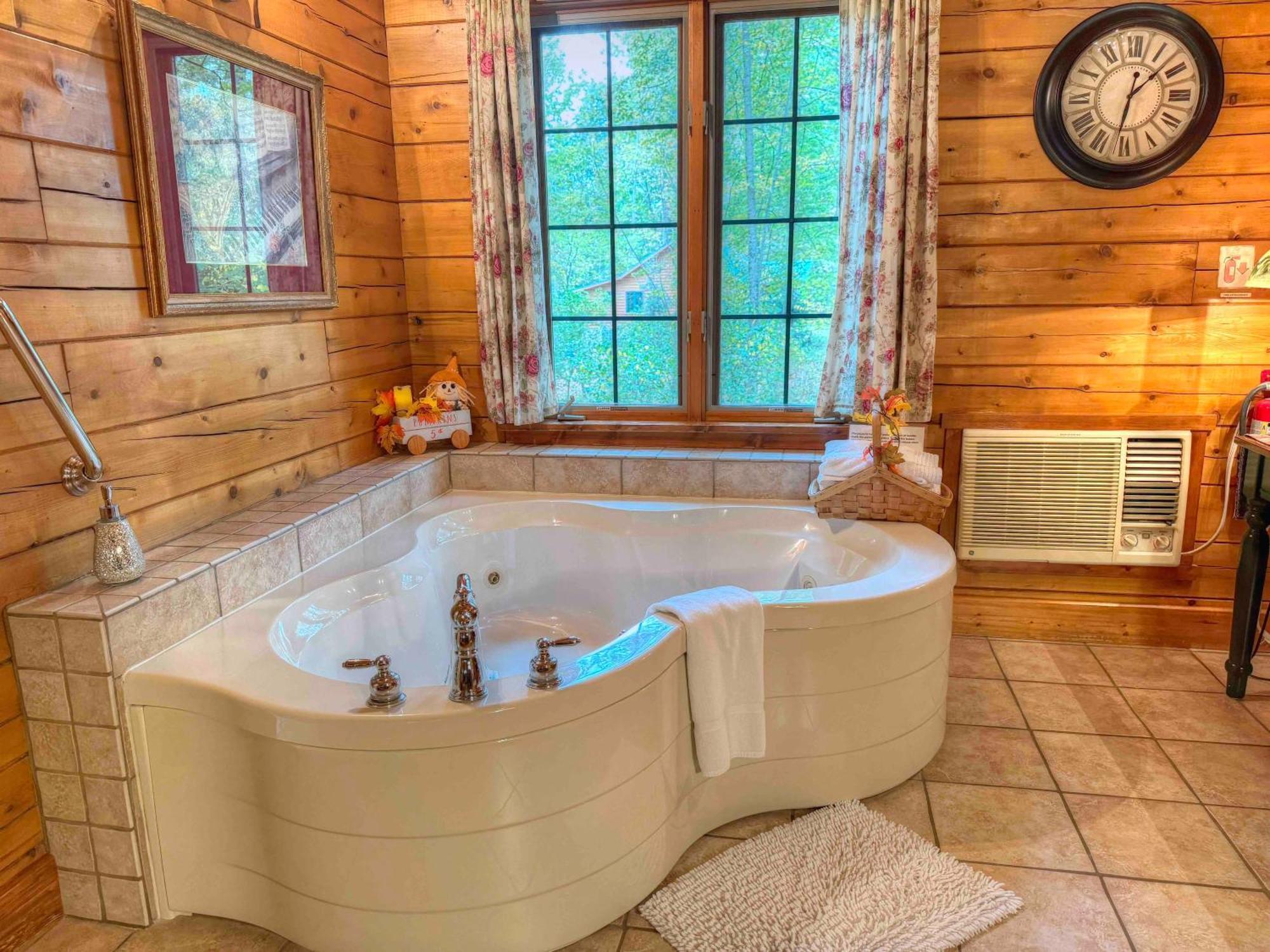 Ferngully Creek Cabins Millersburg Luaran gambar